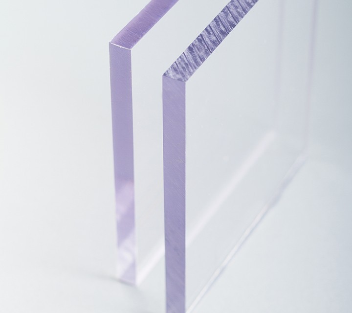 Plexiglass sur mesure Transparent ep 6 mm au Meilleur Prix !